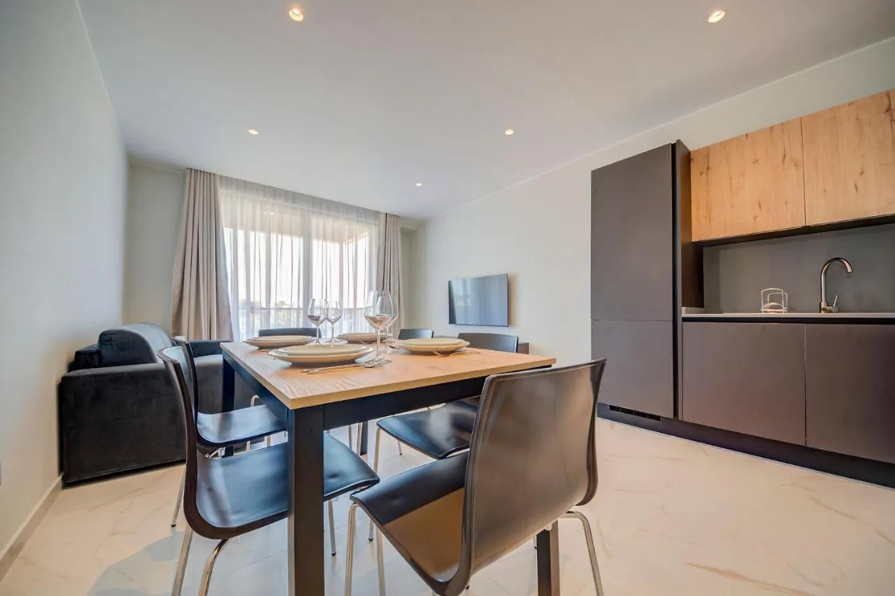 Mayfair By Premier Suites Mt Is-Swieqi 0*,  Malta